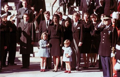 Caroline-Kennedy-Jacqueline-Kennedy-and-John-F-Kennedy-Jr-at-JFK-Funeral-There-Is-a-Litany-of-Recklessness-Bad-Behavior-Criminality-and-Bad-Luck-Behind-the-Kennedy-Curse
