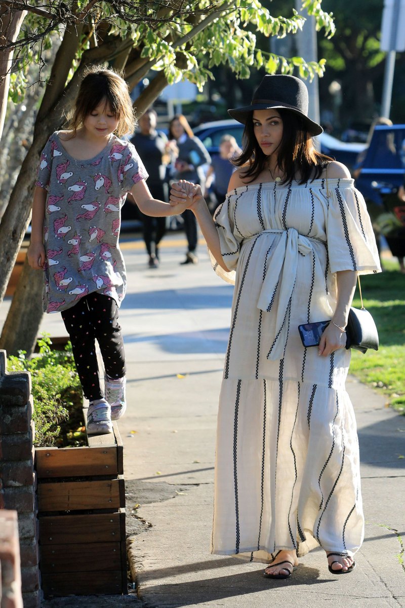 Jenna Dewan Rocks Stunning Striped Dress During L.A. Stroll With Her Daughter Everly