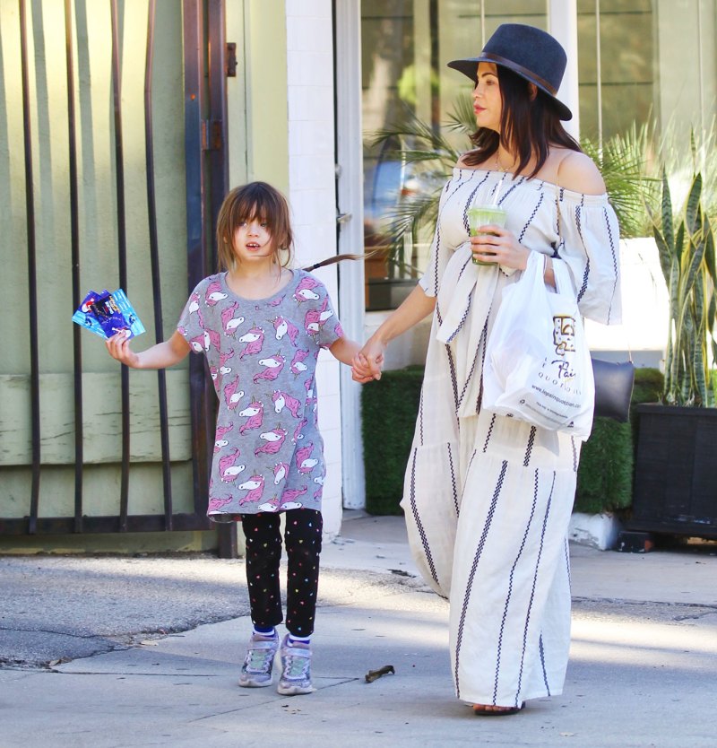 Jenna Dewan Rocks Stunning Striped Dress During L.A. Stroll With Her Daughter Everly