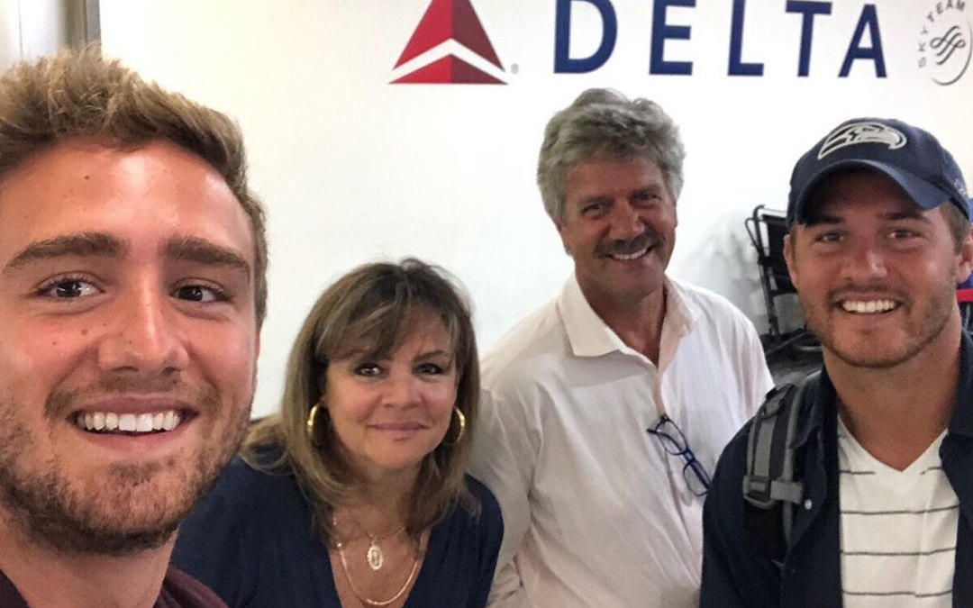 Peter Weber With His Brother Mom and Dad