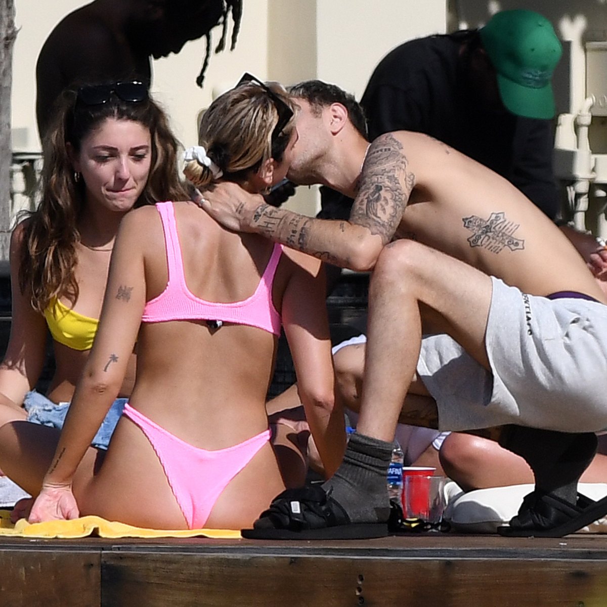Dua Lipa Shows Off Bikini Body During PDA With Boyfriend Anwar Hadid | Life  & Style