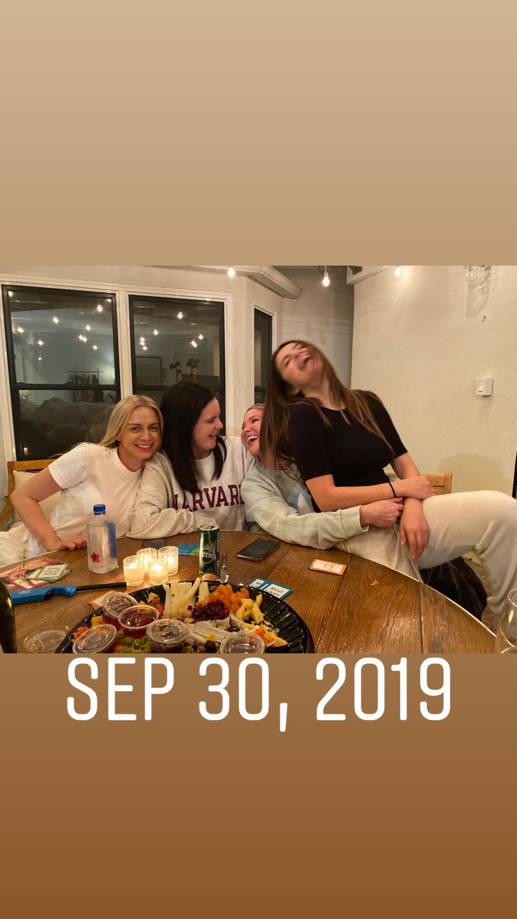 Selena Gomez Shares Throwback Photos During justin Bieber and Hailey Baldwin's Wedding