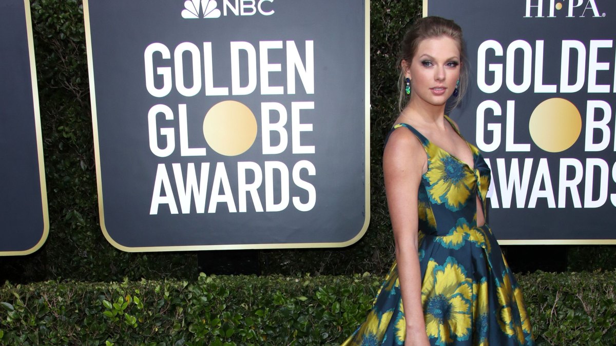 Taylor Swift Red Carpet Gown 2020 Golden Globes Red Carpet Photos
