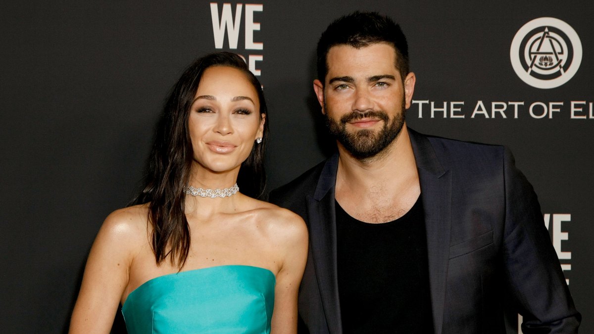 Jesse Metcalfe and Cara Santana Split