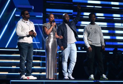 Alicia Keys Performing at the Grammys
