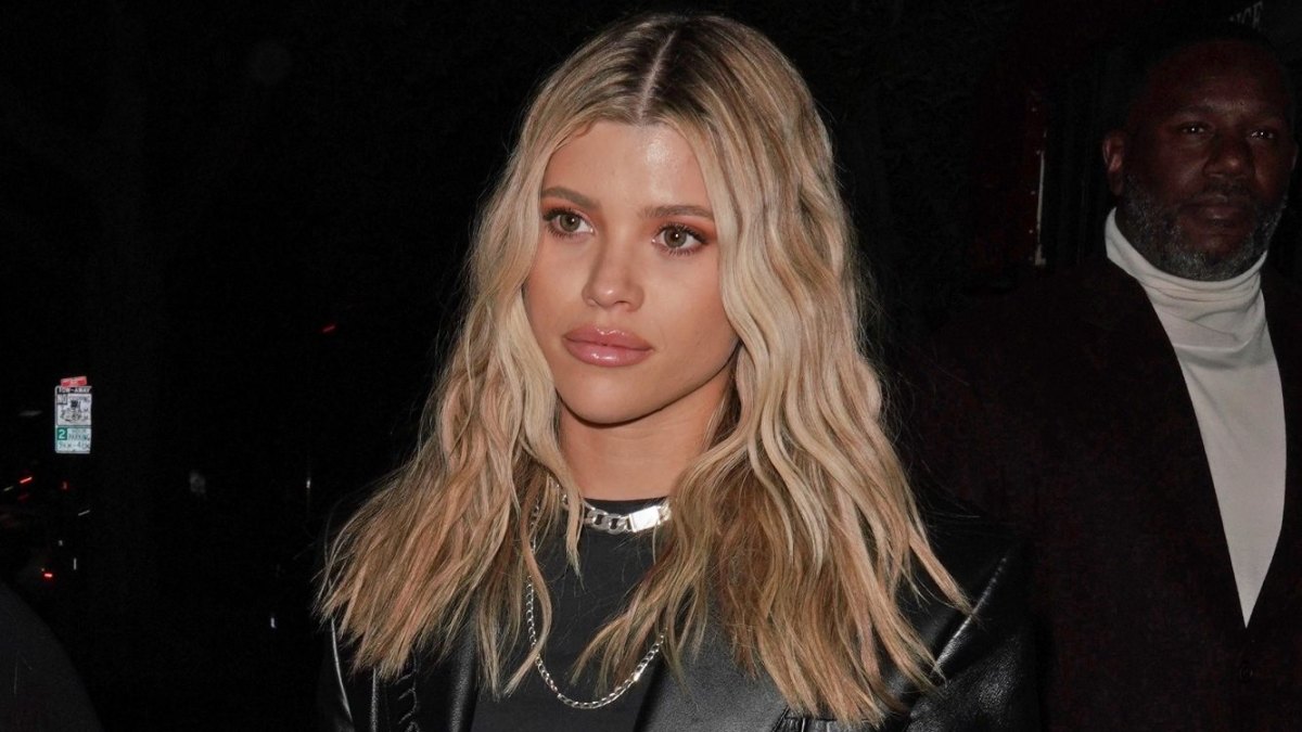 Sofia Richie at Dinner With Friends in Red Heels