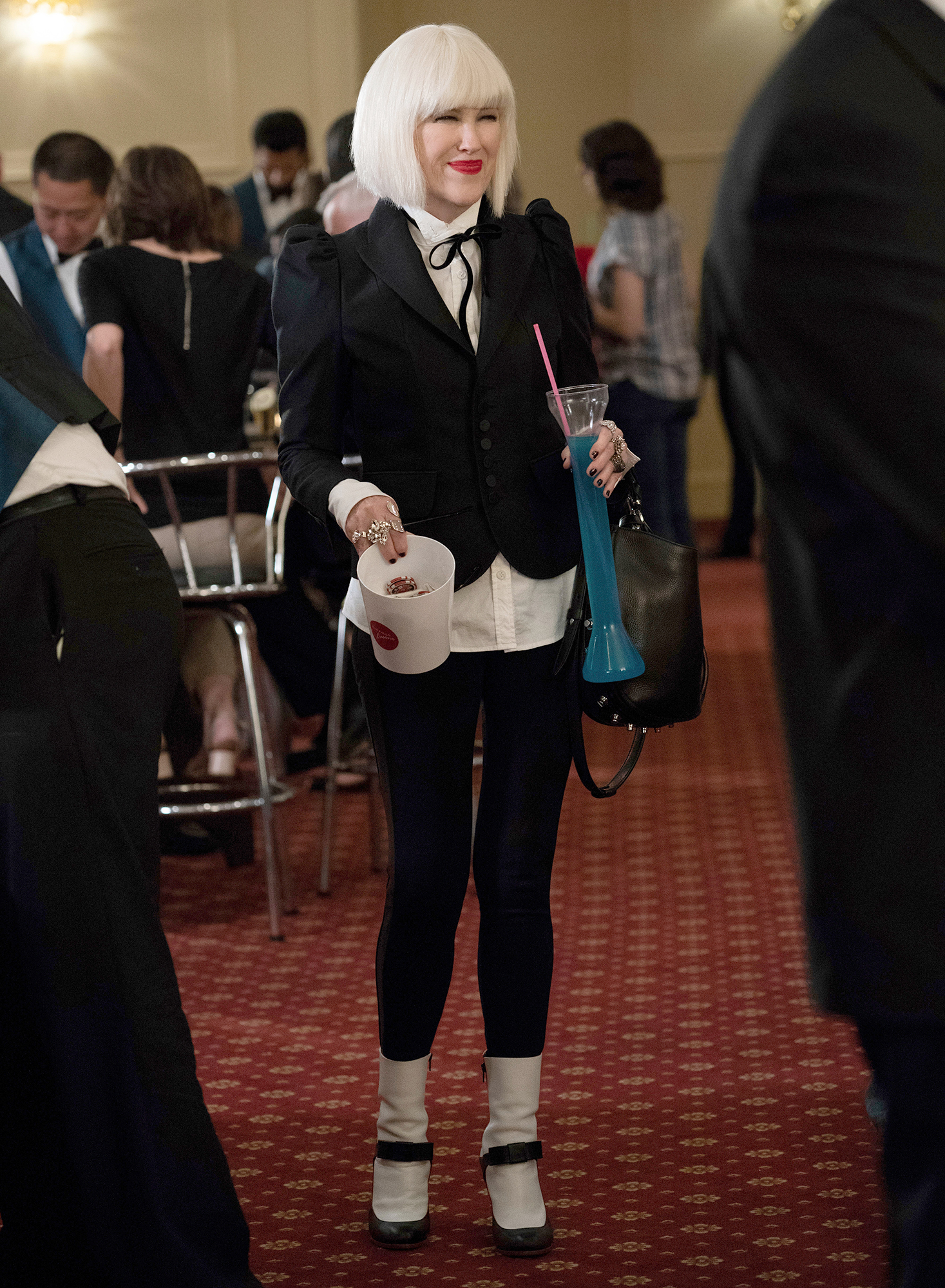 Moira-Rose's-Iconic-Looks