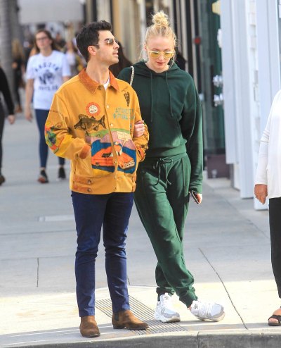 Pregnant Sophie Turner and Joe Jonas Walk Around Los Angeles in January 2020