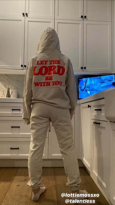 Sofia Richie Supports Scott Disick on Instagram