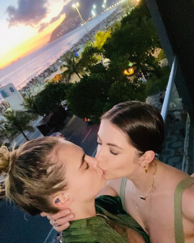Cara Delevingne and Ashley Benson Kissing