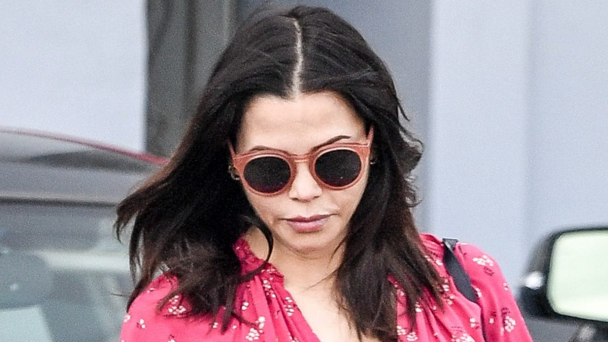 Jenna Dewan Flaunts Baby Bump in Pink Dress