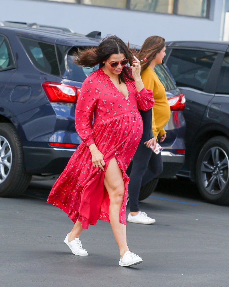 Jenna Dewan Flaunts Baby Bump in Pink Dress