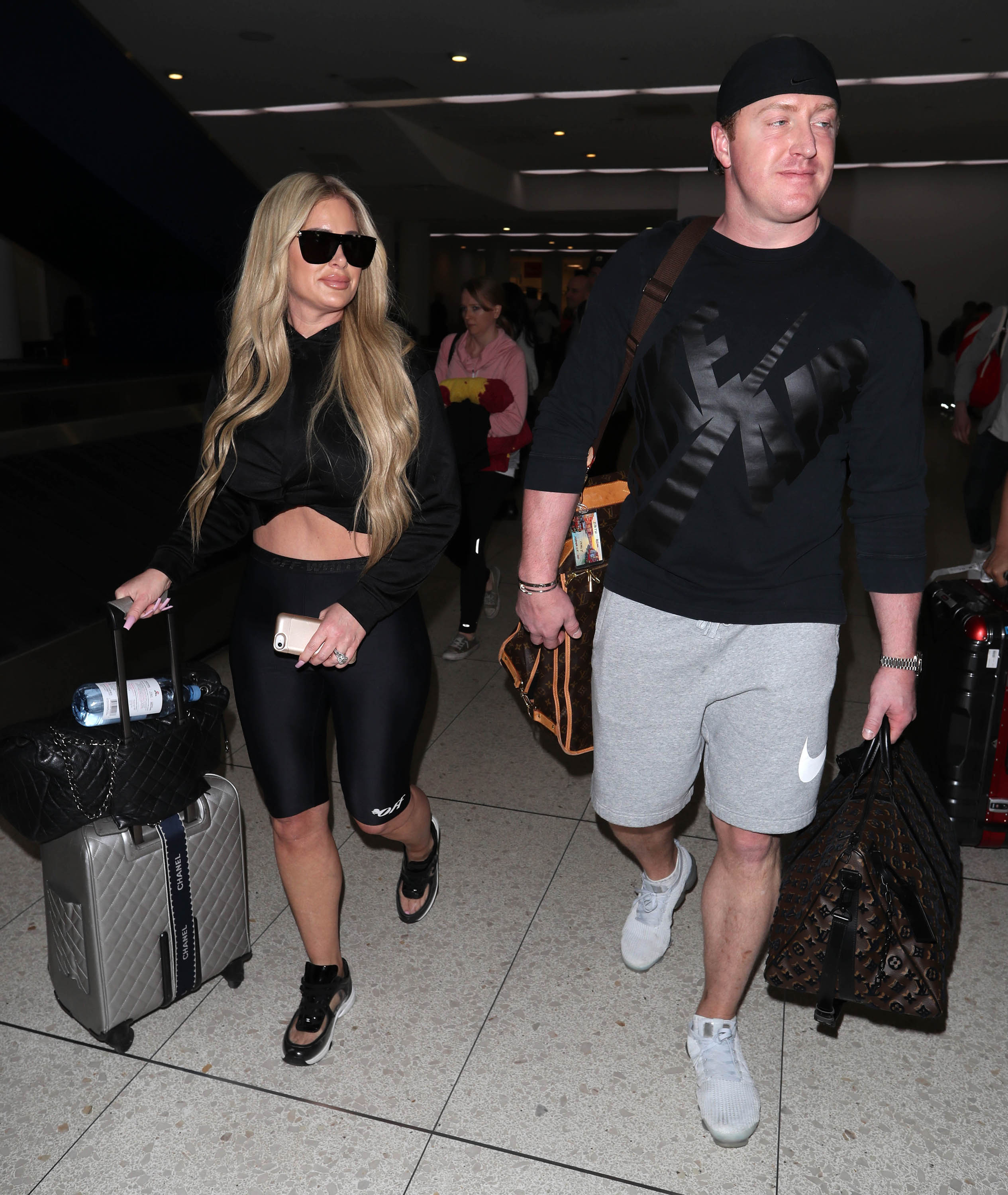Kim Zolciak in Athleisure With Kroy Biermann at LAX