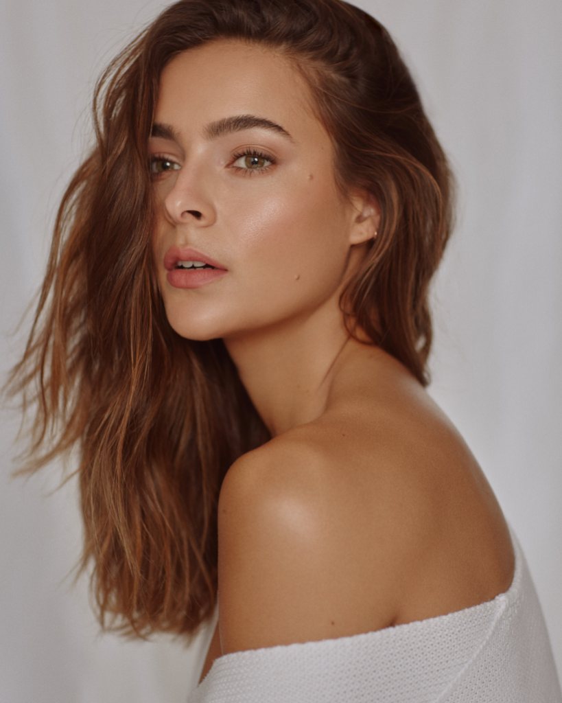Ally Courtnall Exclusive How to Get a Sexy, Natural Glow