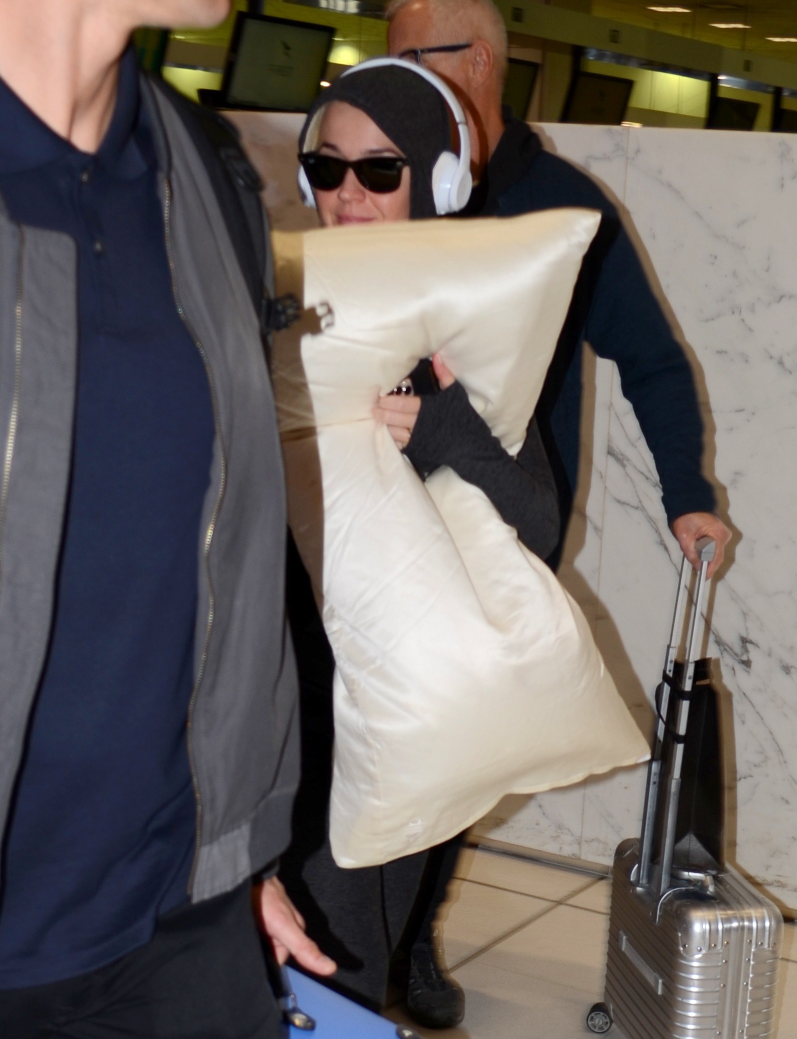 Katy Perry Leaves Airport
