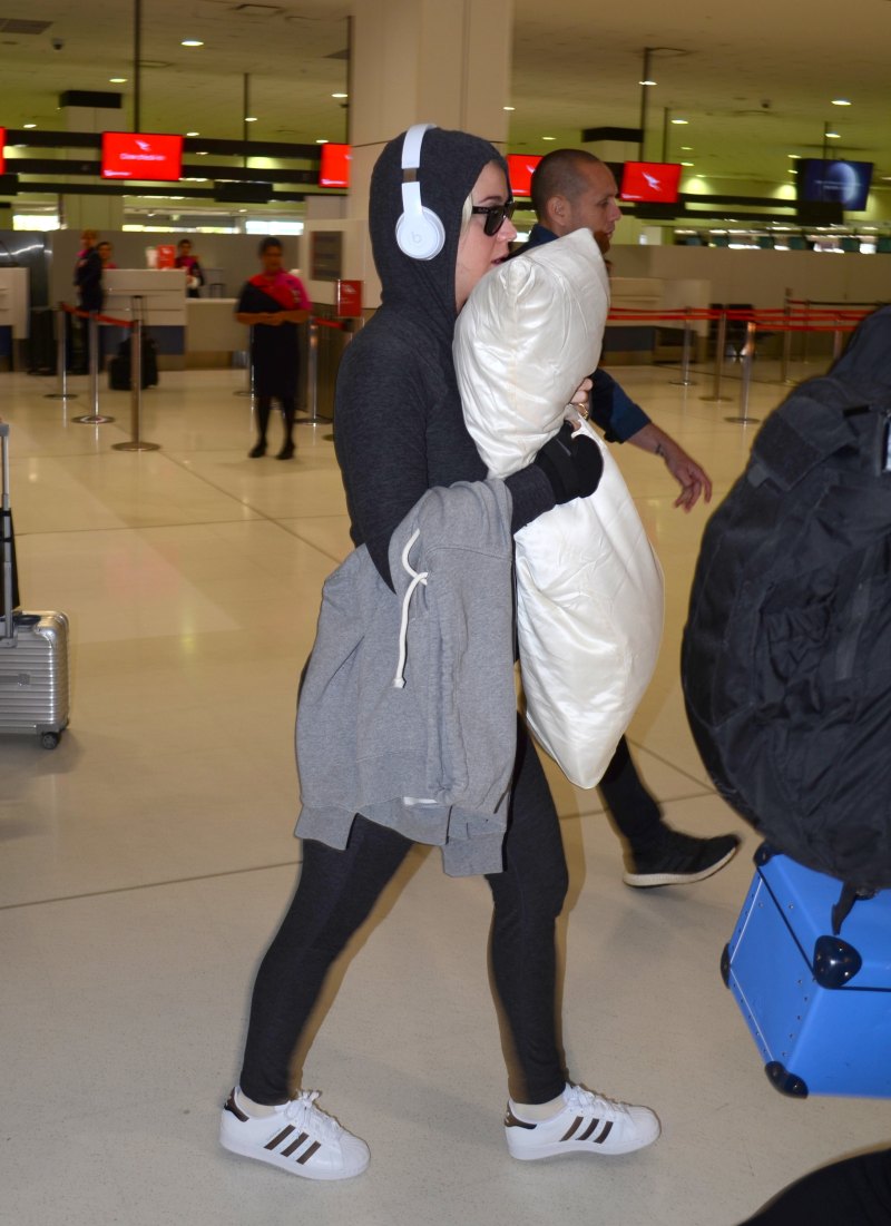 Katy Perry Leaves Airport