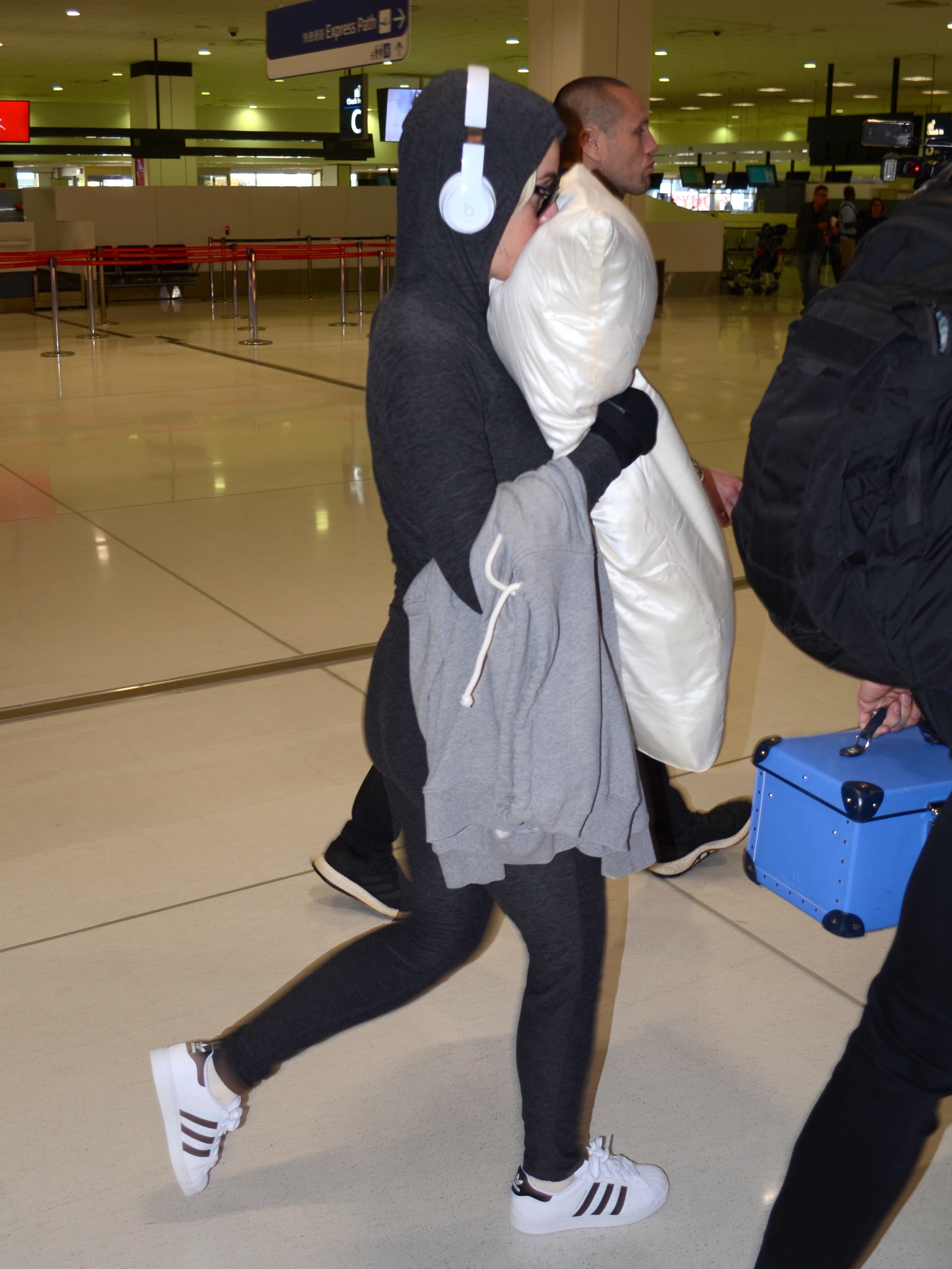 Katy Perry Leaves Airport