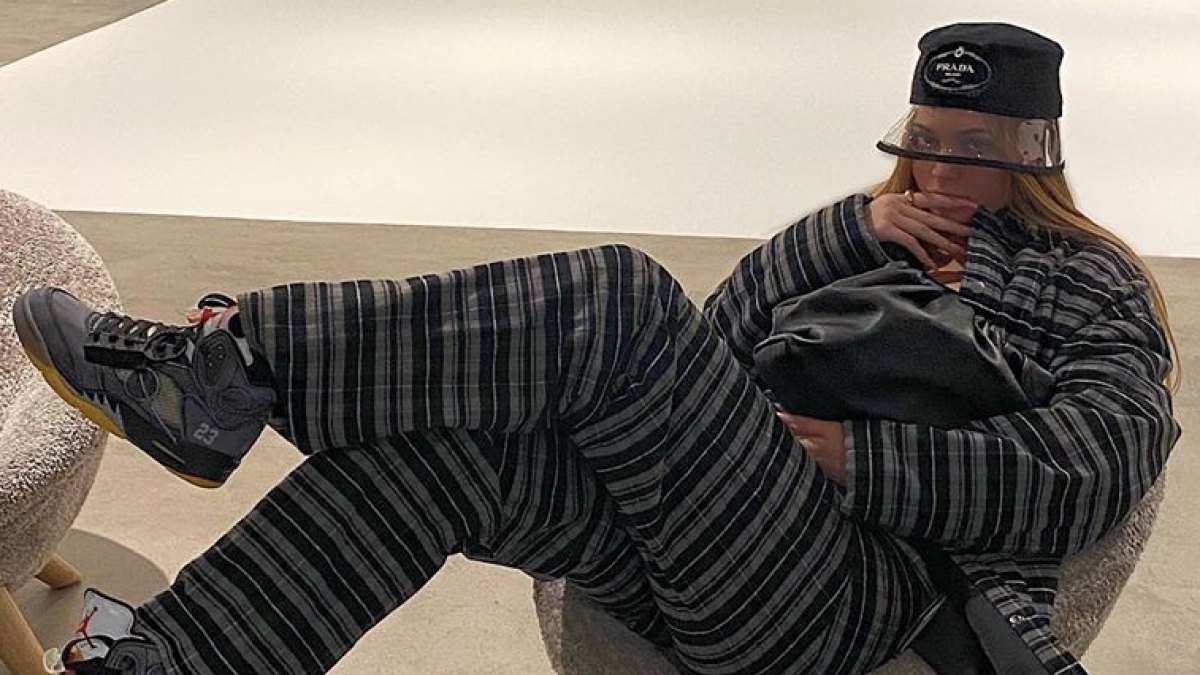 kylie-jenner-rainy-day-look-pricing-details