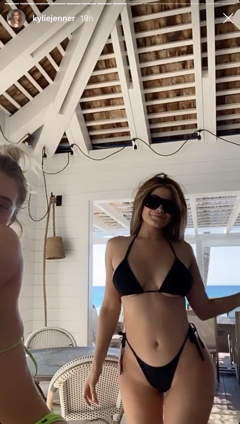 kylie-jenner-stassie-karanikolaou-bikinis-tropical-vacation