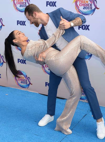 Nikki Bella And Artem Dance on Red Carpet for Teen Choice Awards
