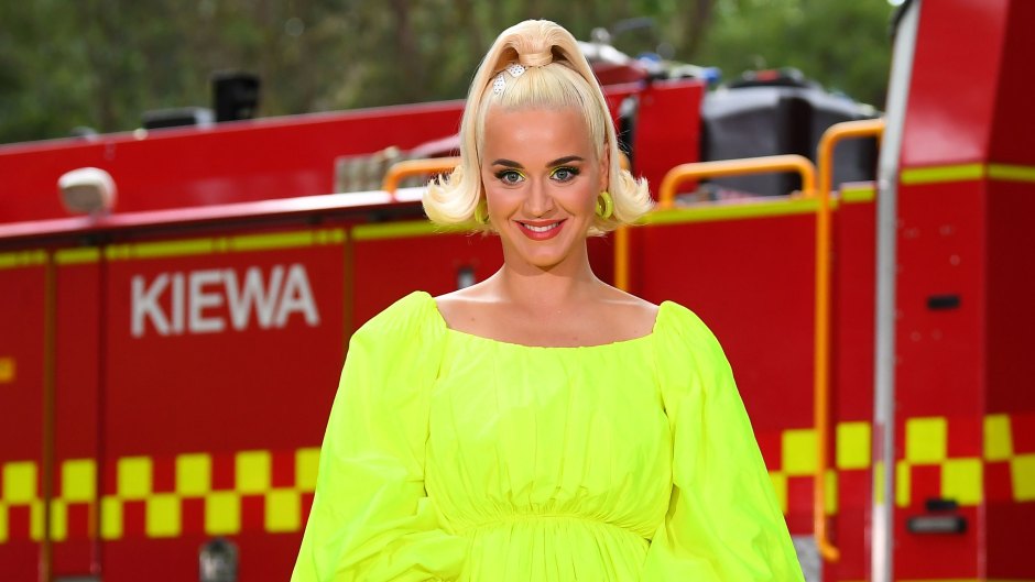 Pregnant Katy Perry Wears Neon Green Dress During Concert in Australia
