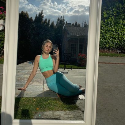 Maddie Ziegler Selfie
