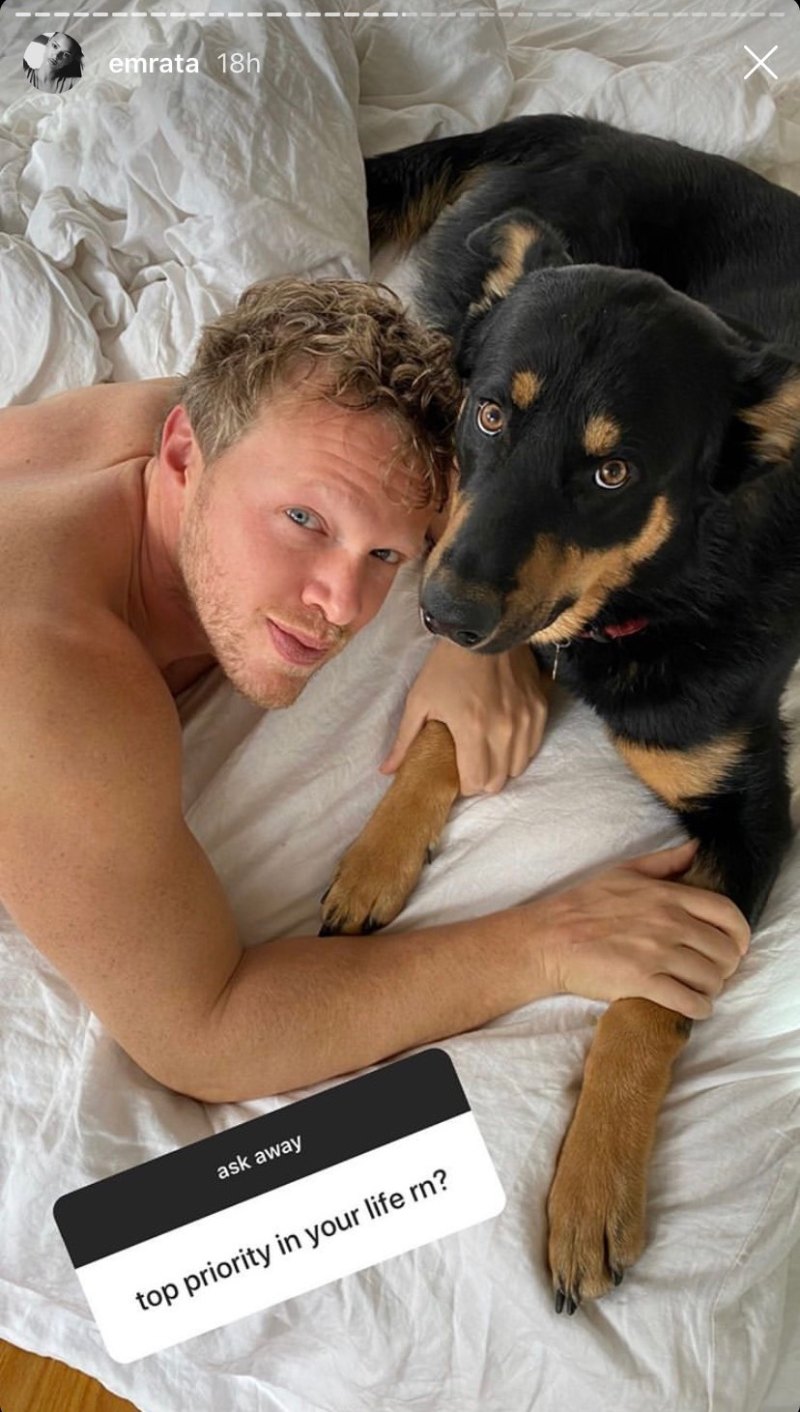 emily-ratajkowski-top-priority-sebastian-colombo