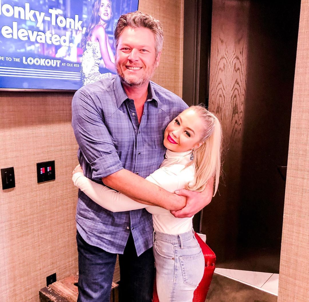 Raelynn and Voice Coach Blake Shelton
