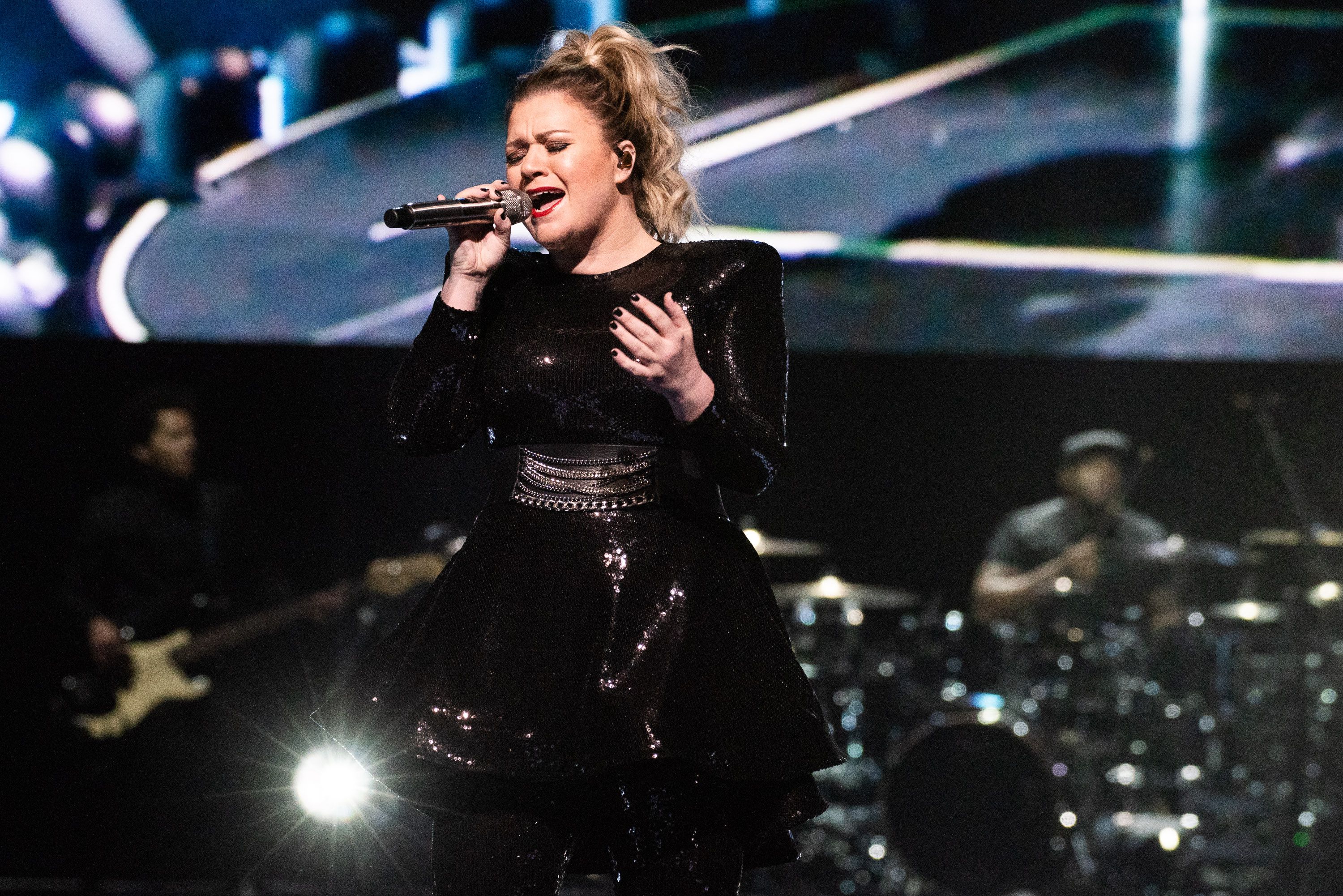 Kelly Clarkson Transformation