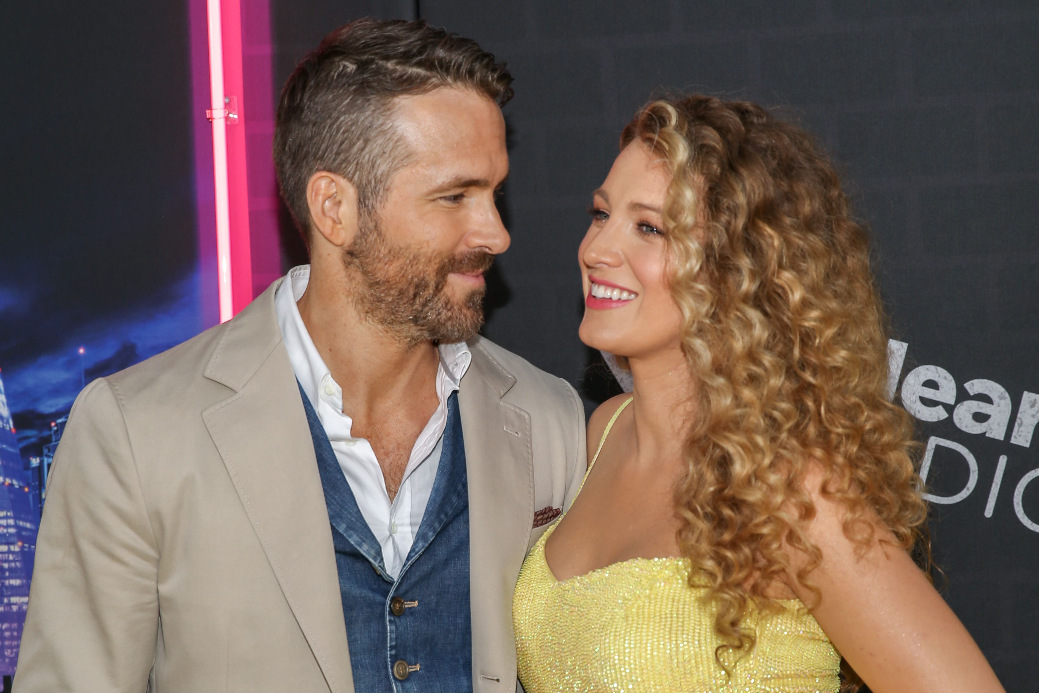 Blake Lively and Ryan Reynolds Relationship Timeline in Photos image