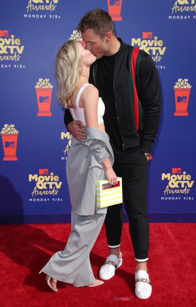 Colton Underwood Kisses Cassie Randolph Wearing a White Crop Top and Grey Pants