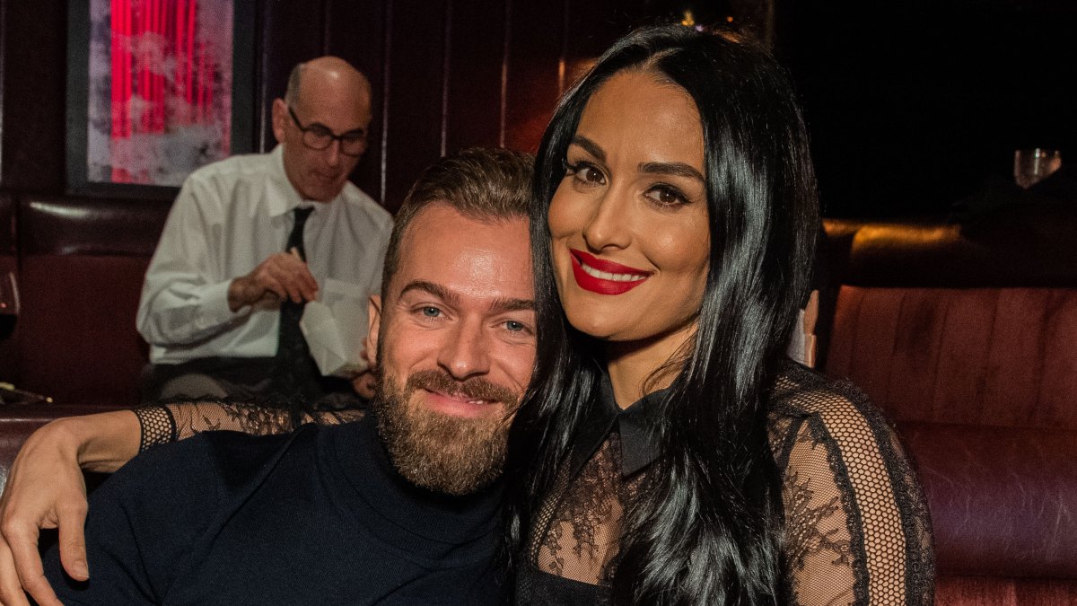 Nikki Bella and Artem Chigvintsev Make Apple Pie