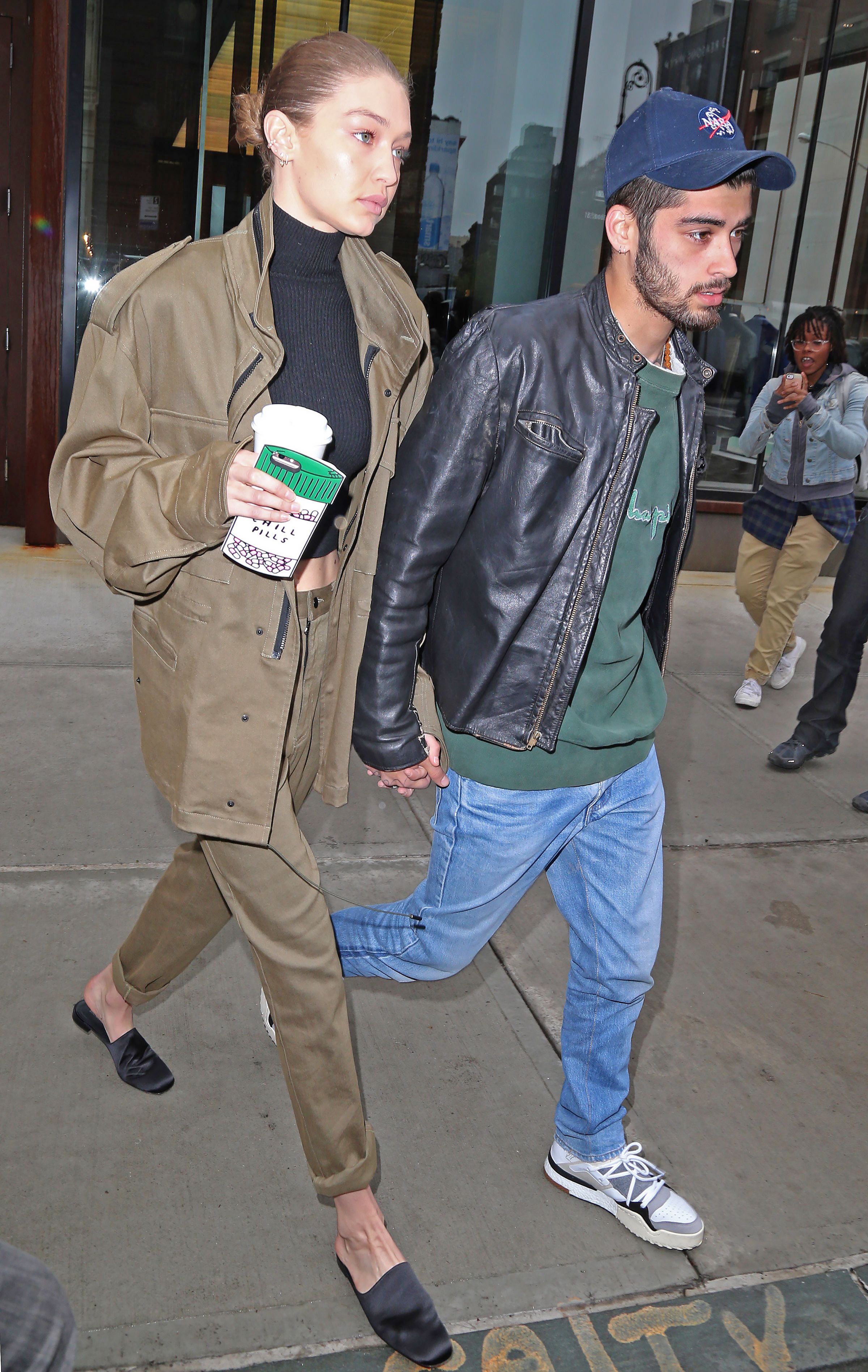 Gigi Hadid Holds Hands With Zayn Malik Before Pregnancy