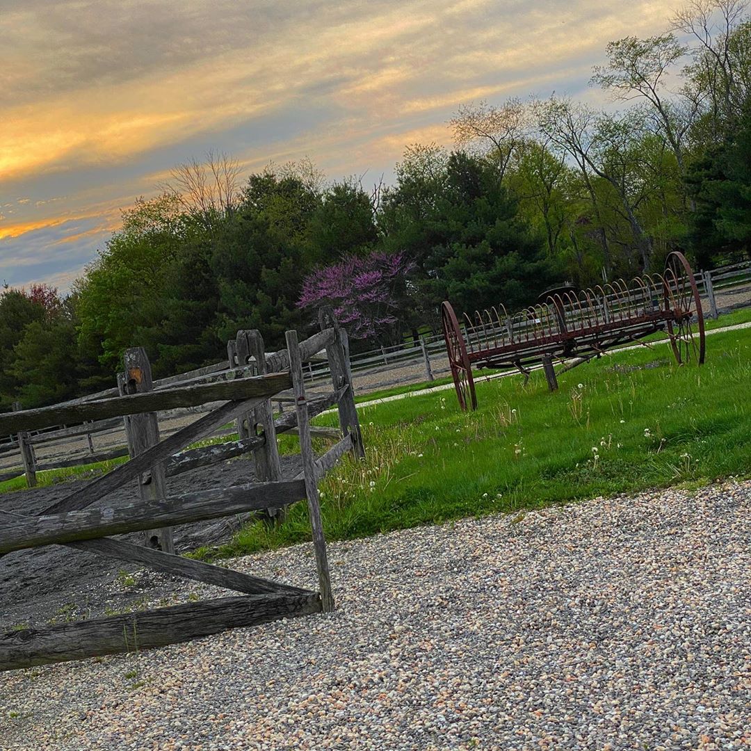 Pregnant Gigi Hadid Posts Scenic Photos From Her Familys Pennsylvania Farm