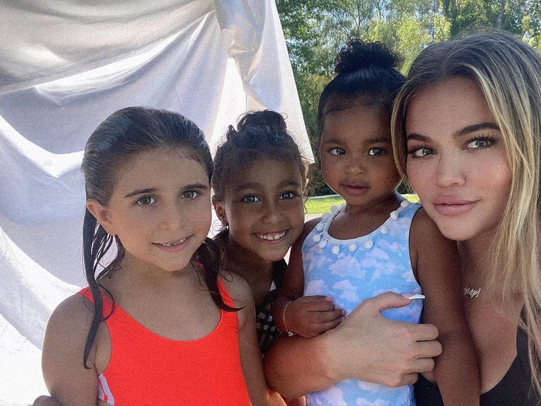 Khloe Kardashian With True, Penelope and North