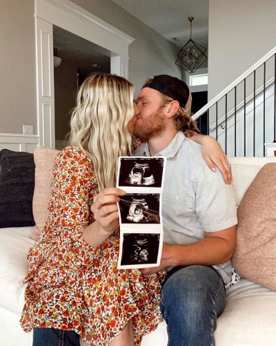 Lindsay Arnold Pregnant Expecting Baby With Husband Samuel