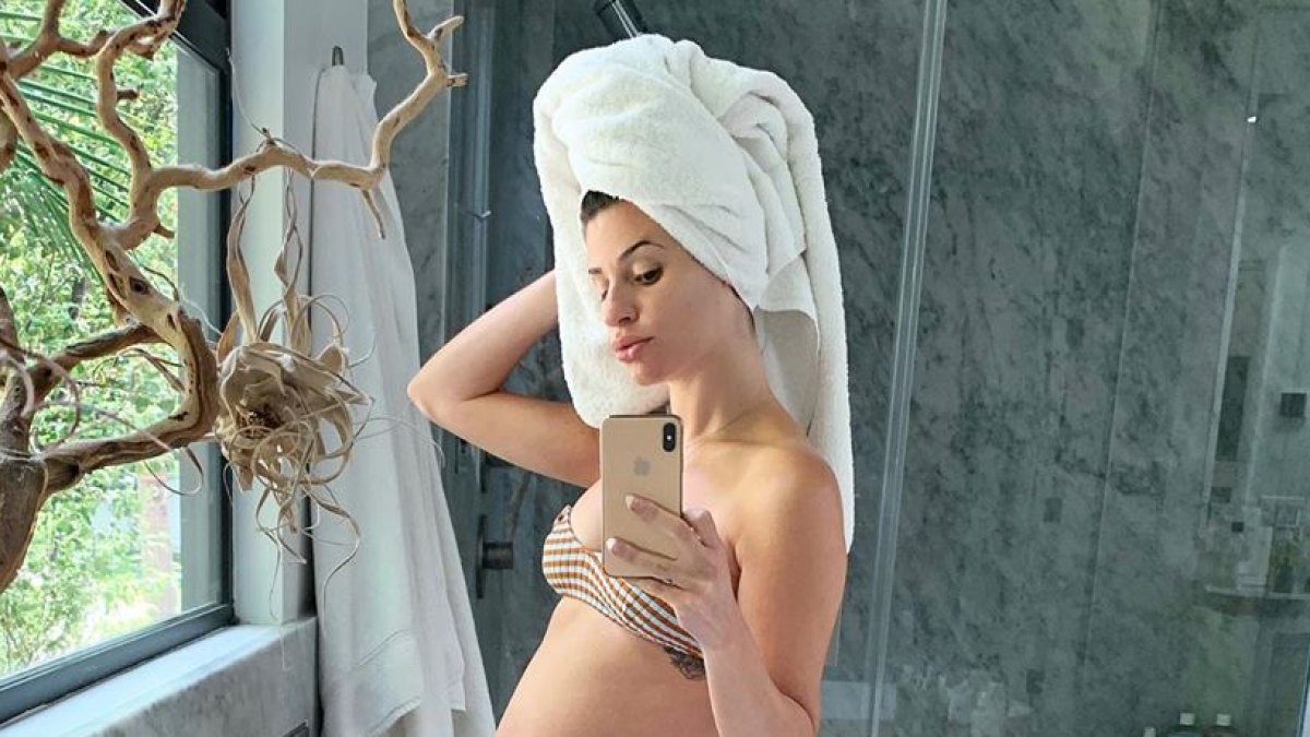 Lea Michele Baby Bump Bikini