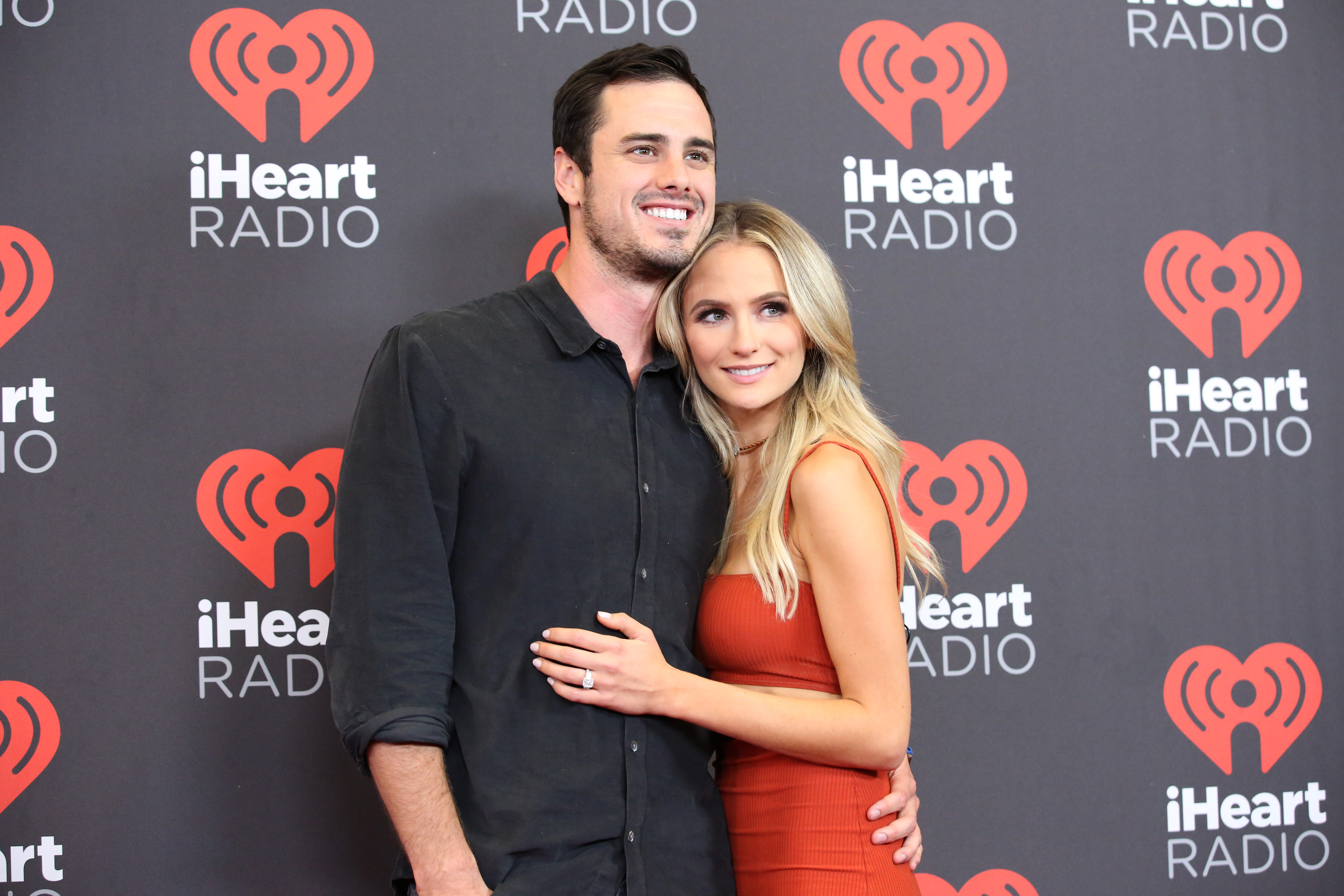 Bachelor Ben Higgins Smiles With Ex Fiance Lauren Bushnell 