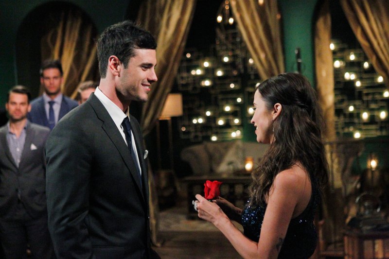 Bachelorette Kaitlyn Bristowe Gives Ben Higgins a Rose During Season 11