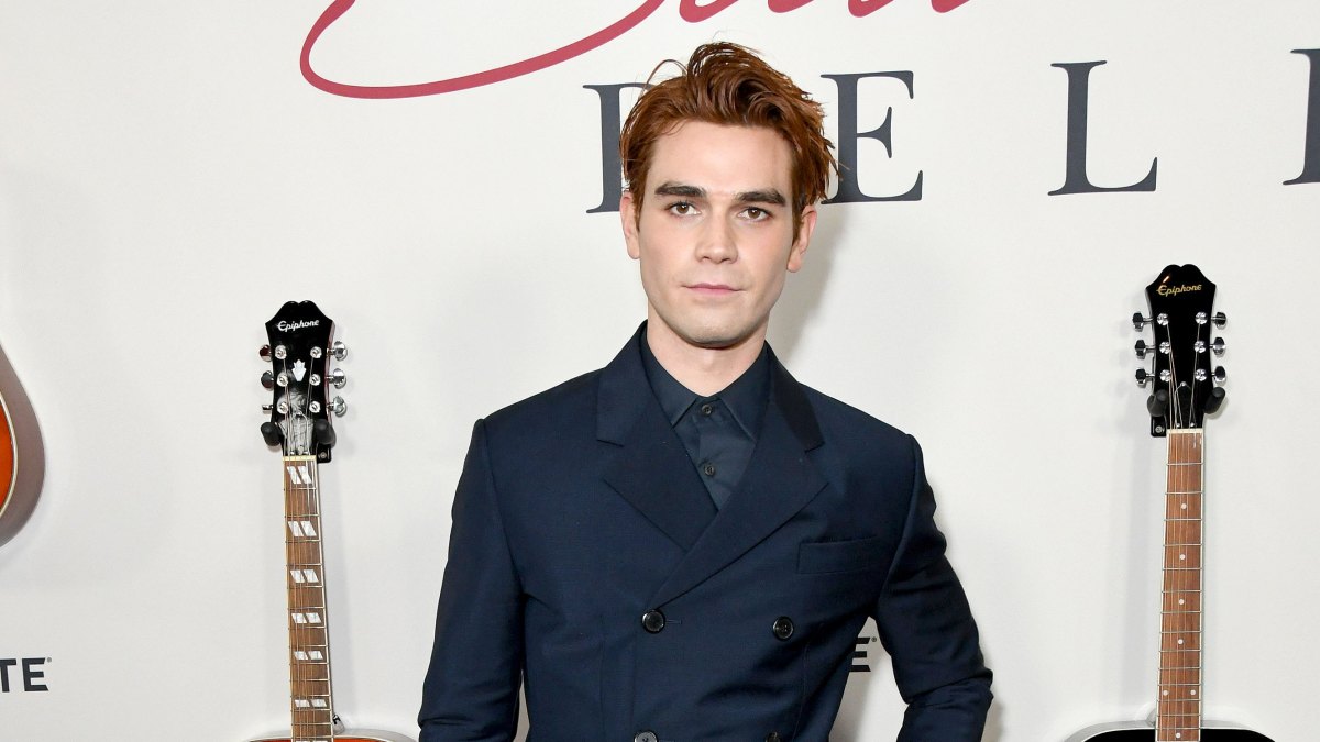 KJ Apa