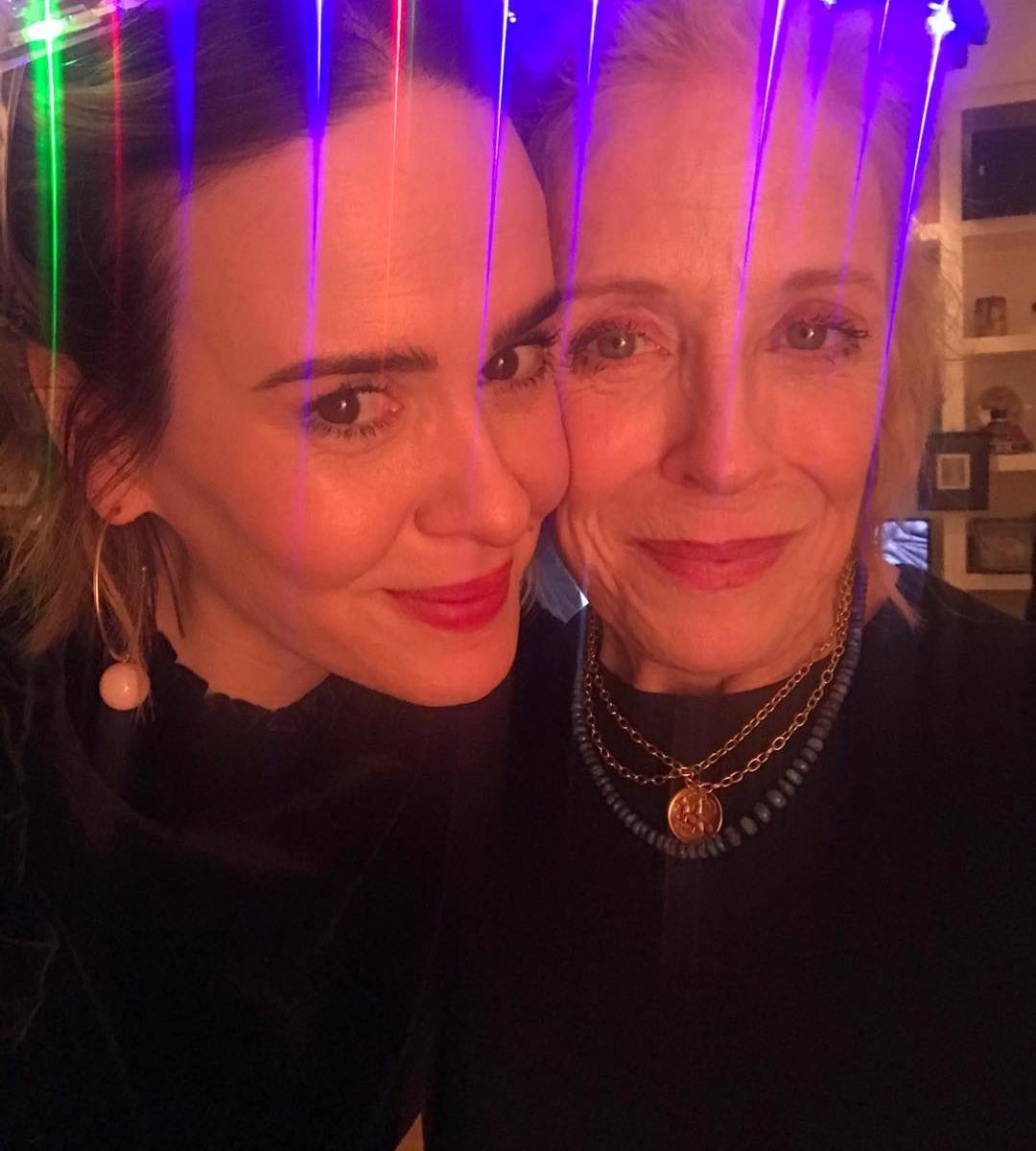 1080px x 1200px - Sarah Paulson and Holland Taylor's Complete Relationship Timeline