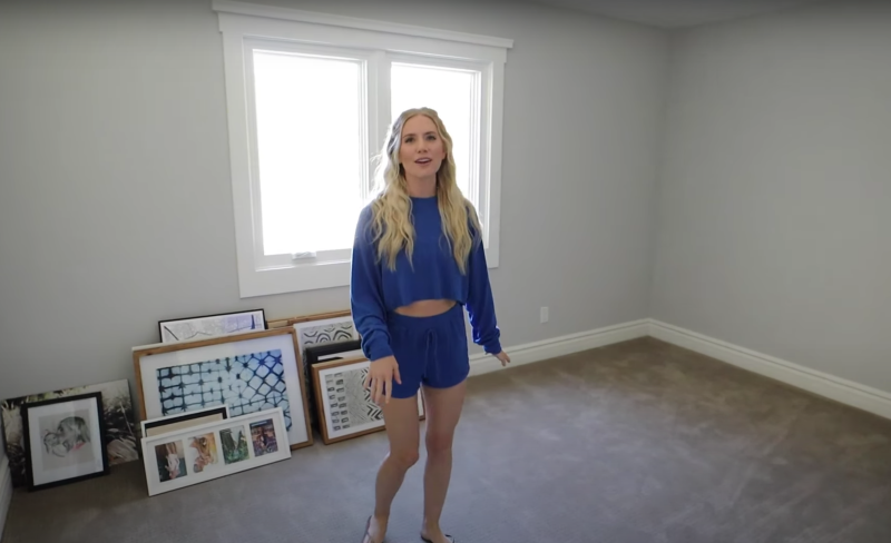 Bachelor Arie Luyendyk and Lauren Burnham House Tour Guest Room