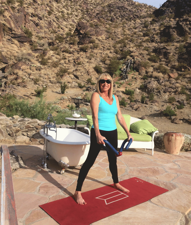 Suzanne-Somers-joins-other-at-home-workout-instructors-from-90s-special-ULTRA-Throwback-Thursday-livestreamsweat-session-Movement-Michelob-ULTRA-LIVE