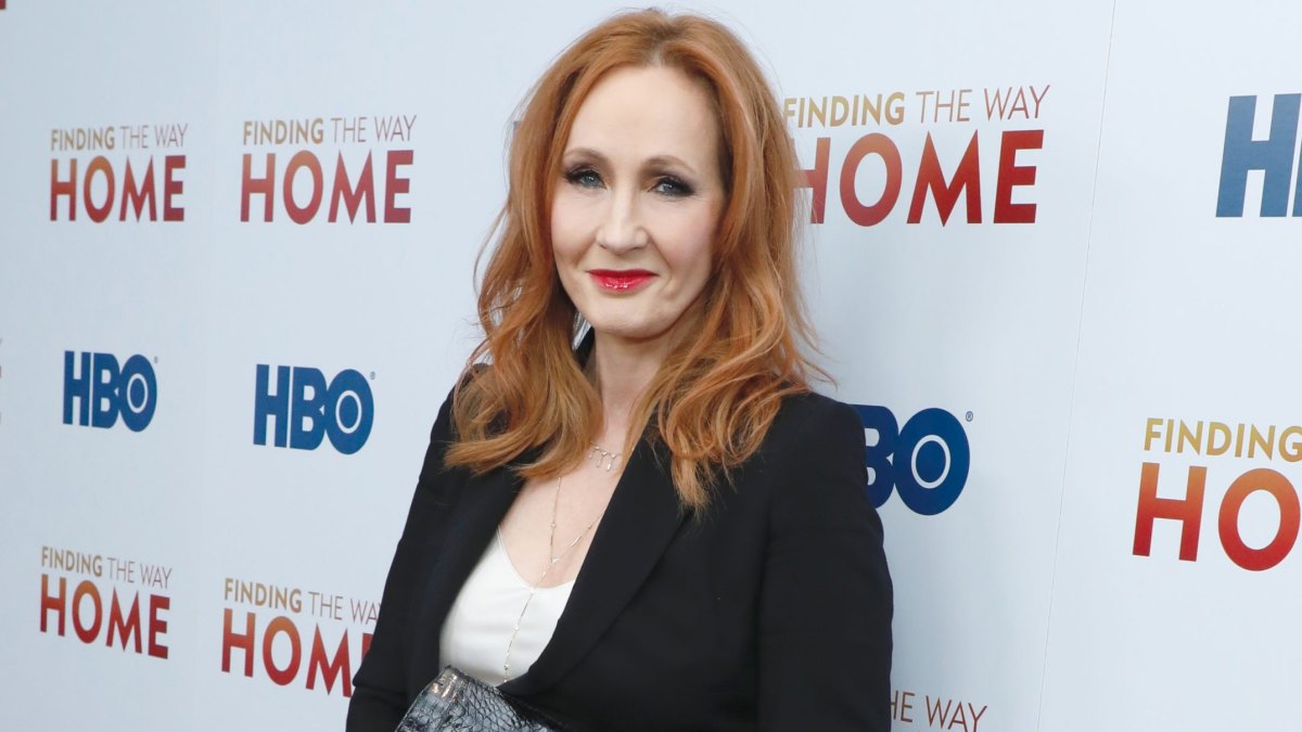 jk-rowling-trans-tweets-celeb-backlash