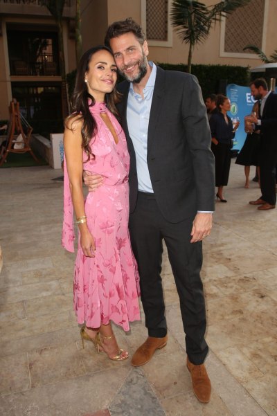 jordana-brewster-andrew-form-split