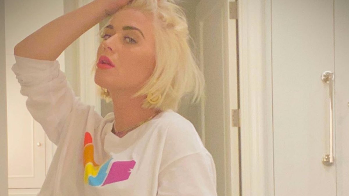 Katy Perry Pregnant Baby BUmp