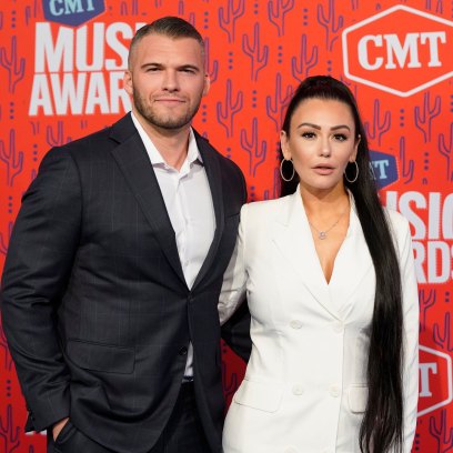 Jenni ‘JWoww’ Farley and Zack Carpinello's Pose Together at CMT Awards Relationship Timeline