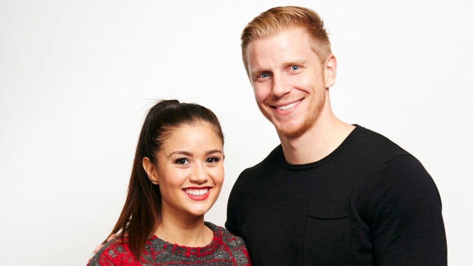 Bachelor Sean Lowe Smiles With Wife Catherine