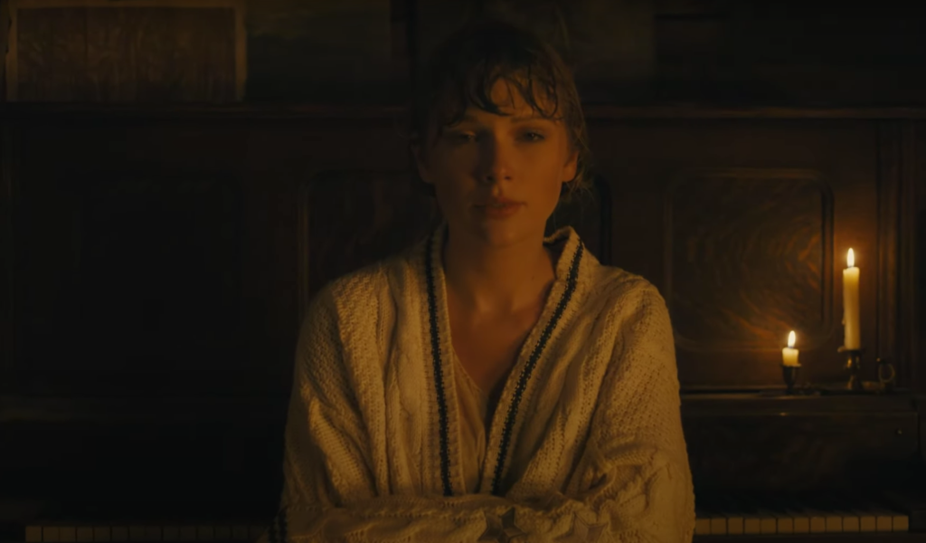 1024px x 600px - Taylor Swift 'Cardigan' Lyrics Meaning: Is the Video About Joe Alwyn?
