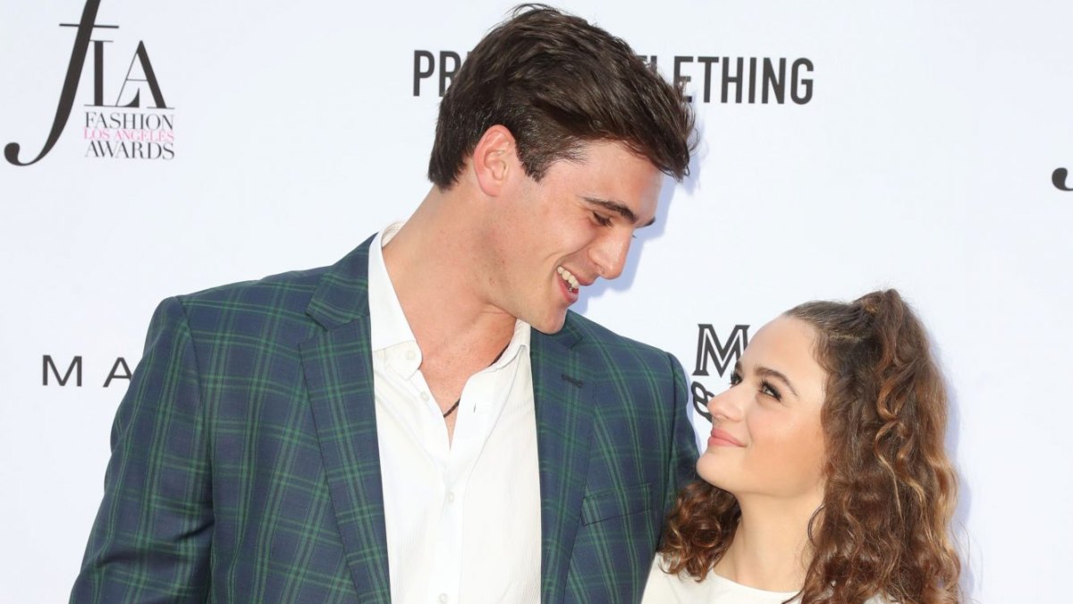 joey-king-jacob-elordi-long-distance-dating-advice